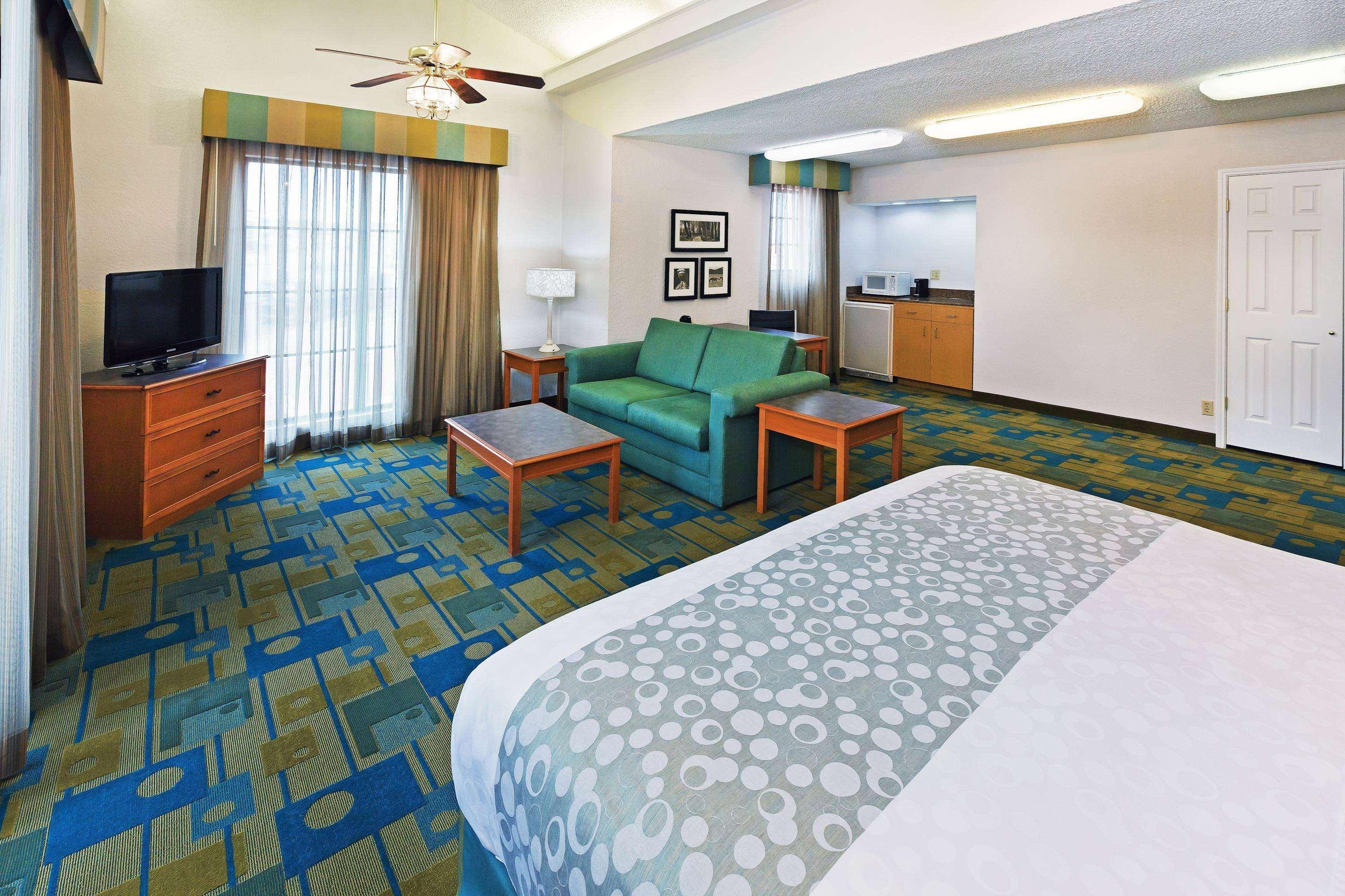 La Quinta Inn By Wyndham Victoria Kültér fotó