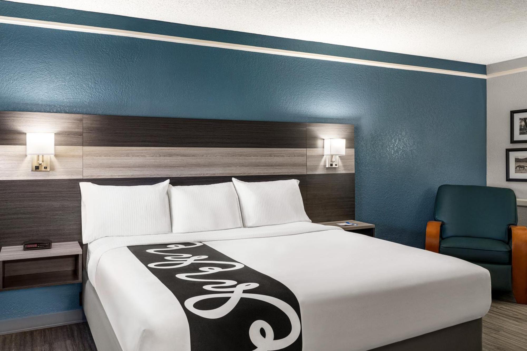 La Quinta Inn By Wyndham Victoria Kültér fotó